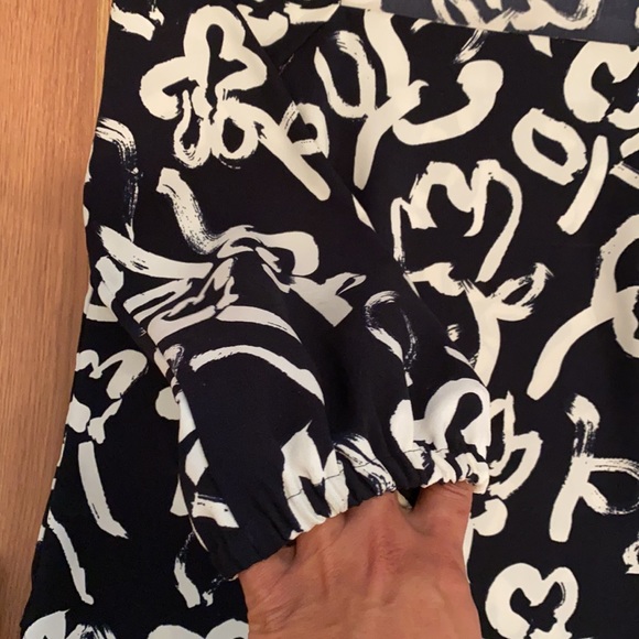 Pattern blouse - Picture 3 of 5